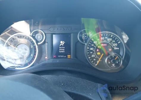 2021 Ram 2500 Big Horn 4X4 6'4 Box z USA, uszkodzony, nr VIN 3C6UR5DL1MG554827